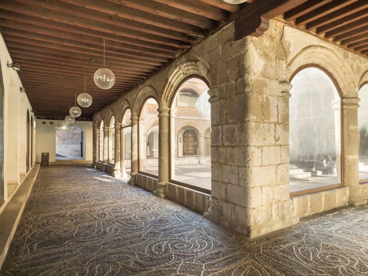 Claustro Las Francesas Siglo XV Valladolid Luaran gambar